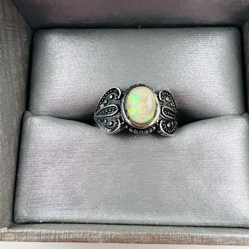 Silver Tone Faux Opal Ring Womens Filigree Vintage Cottagecore Size 8